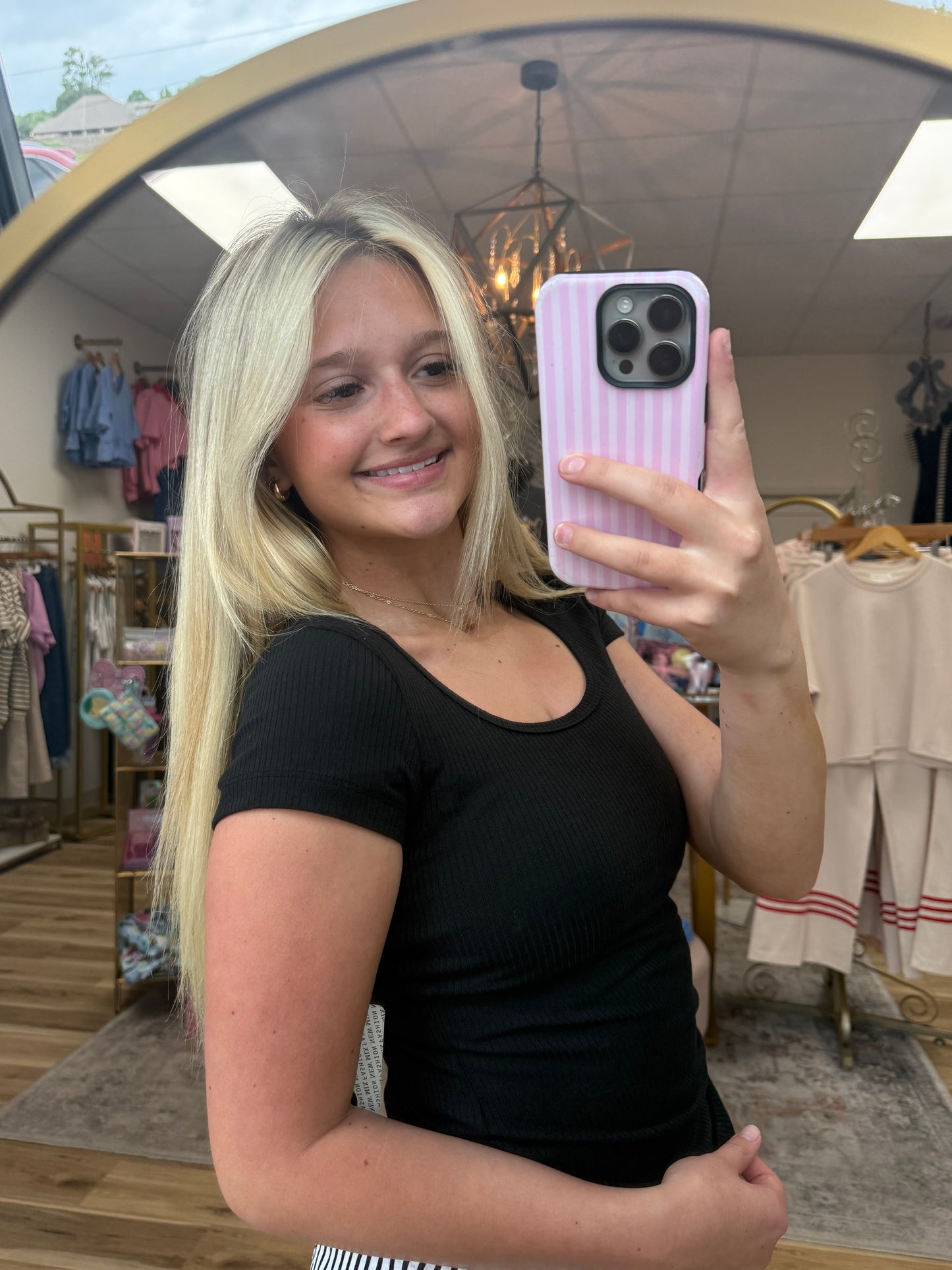 Black scoop neck basic tee