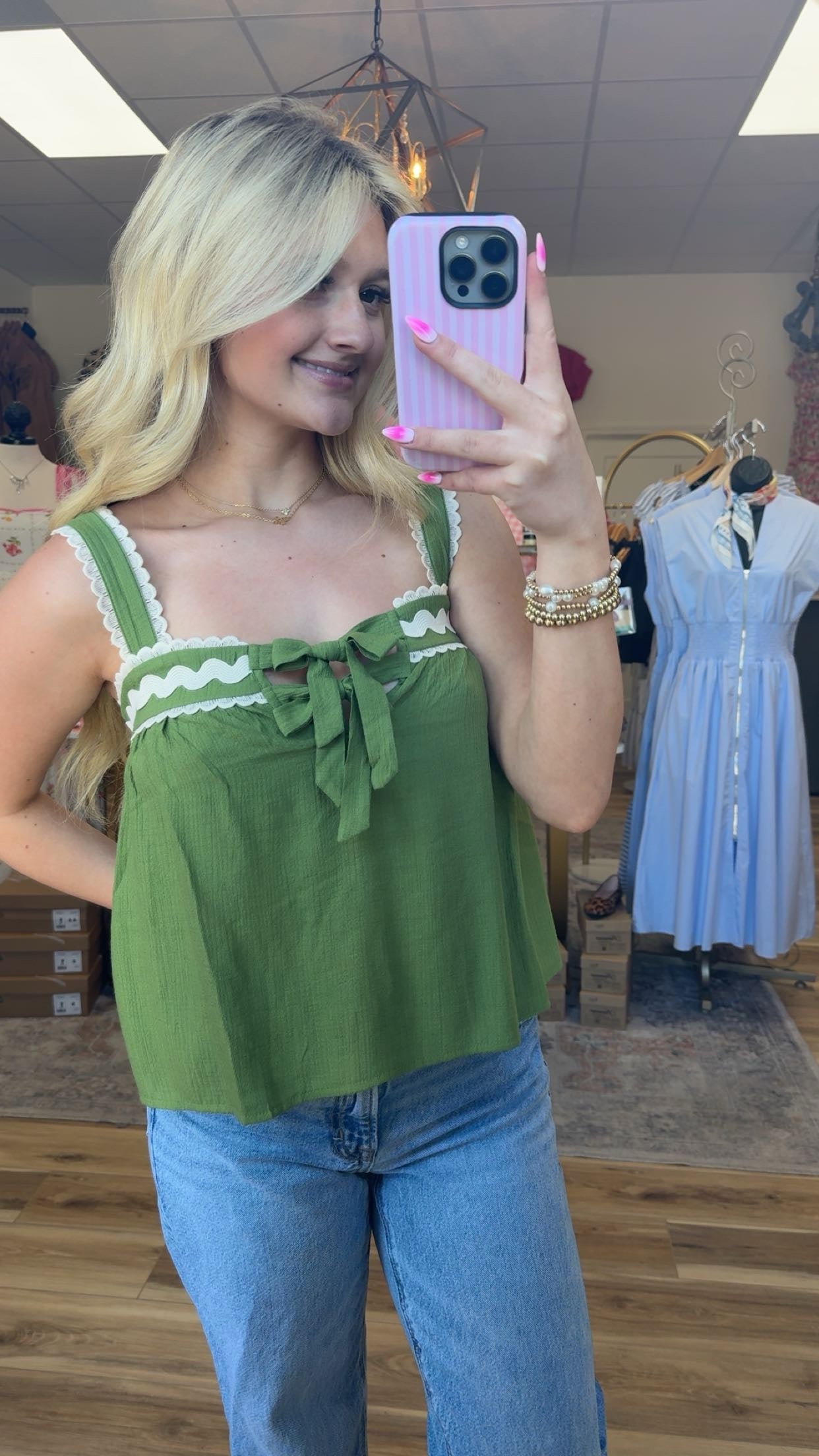 Green scalloped bow tank