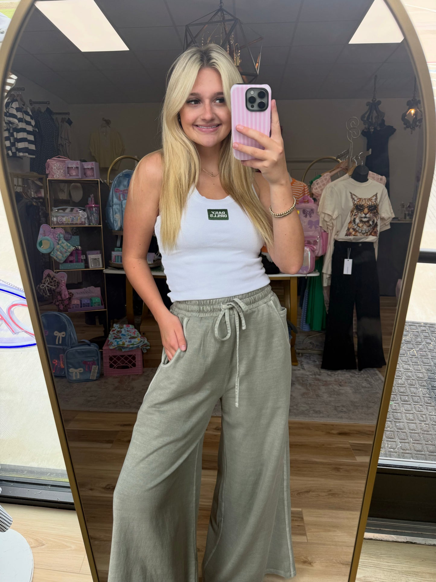 Moss Wide-leg Sweatpants