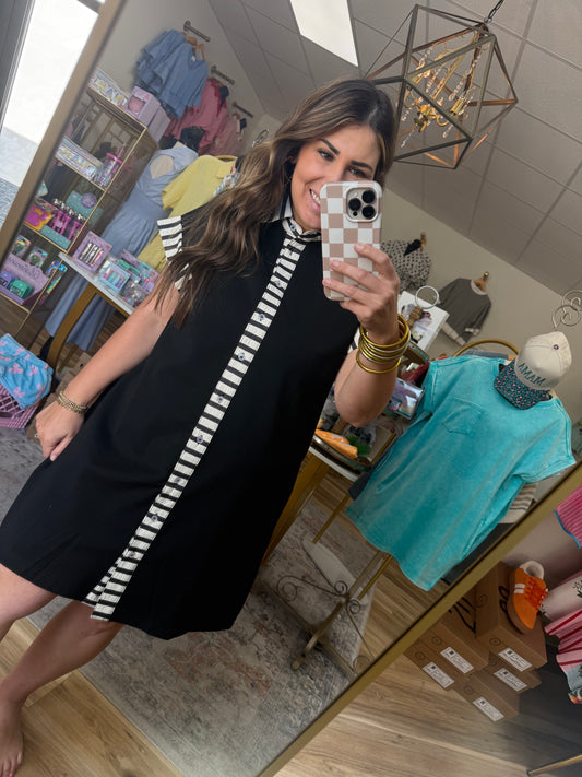 Black/Cream Collared Dress W/Pockets