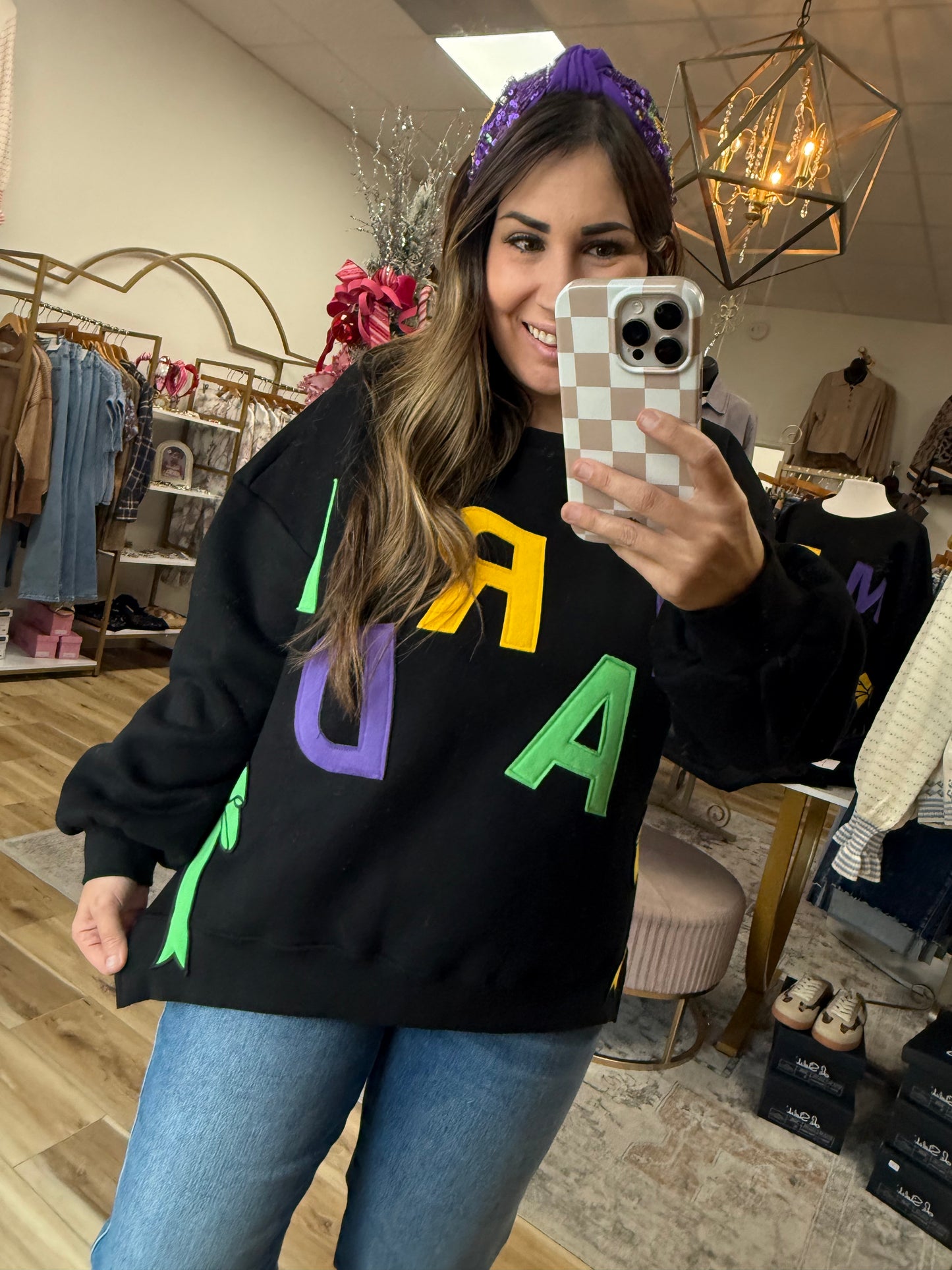 Mardi Gras Babe Sweatshirt (oversized)